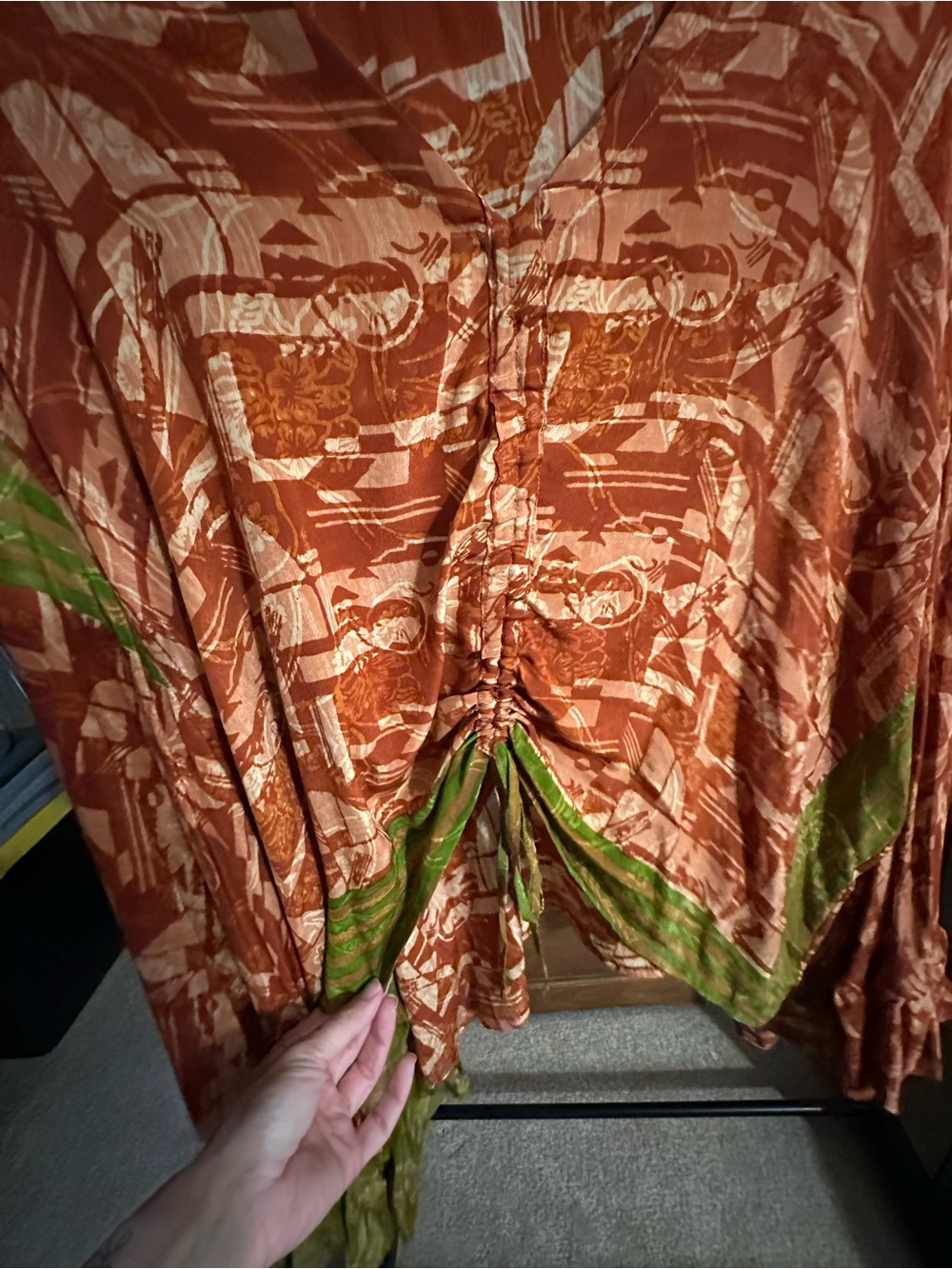 Kantha Bae Drawstring Ruched V-Neck Women's Top in Rust and Olive - Picture 4 of 4